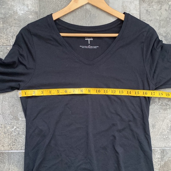 Tahari Basic Black T-shirt - Picture 5 of 5